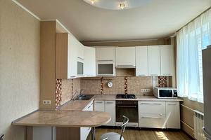 квартира по адресу Дружбы Народов ул., 208а