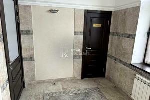 комерційна за адресою Броварський просп., 5Д
