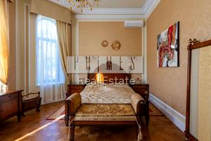 будинок за адресою КГ Золоті Ворота