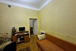 комерційна за адресою Павла Зеленого вул. (Коблевська), 30
