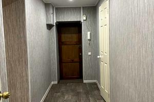 комерційна за адресою Михайлівська вул., 20