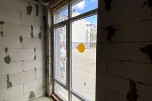 комерційна за адресою Академіка Сахарова вул., 11