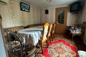 дом по адресу п. Усатово, шкільний провулок