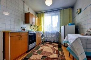 квартира за адресою Електрозаводська вул., 12
