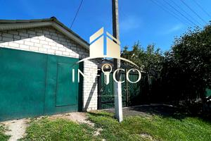 будинок за адресою Комарова, 27