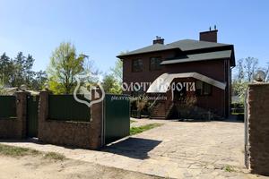 будинок за адресою Березовий провулок, 8