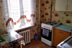 квартира за адресою Верховної Ради бульв., 27