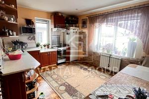 будинок за адресою миколи лукаша, 5