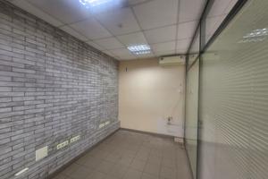 коммерческая по адресу Варненская ул., 15