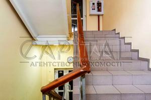 коммерческая по адресу Євгенії Мірошниченко ул. (Софії Перовської), 10-Б