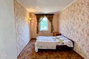 дом по адресу вул.Новоселів, 124