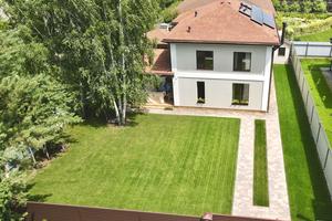дом по адресу с. Хотяновка, Романтиків