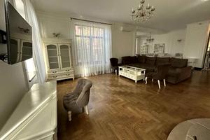 будинок за адресою Стежки вул., 3А