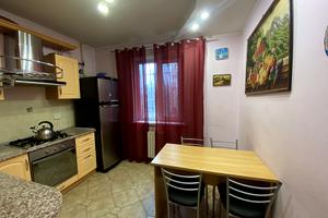 квартира за адресою В'ячеслава Чорновола вул. (Гутовського), 39