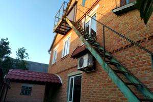 будинок за адресою Незалежності вул. (Леніна)