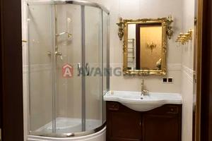 комерційна за адресою Костельна вул., 4
