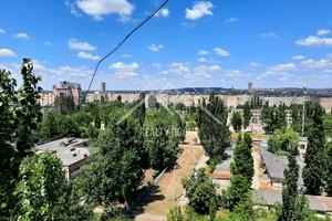 квартира за адресою Космонавтів вул., 17