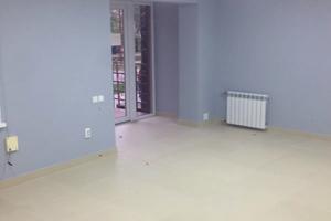 комерційна за адресою Запорізька вул., 9
