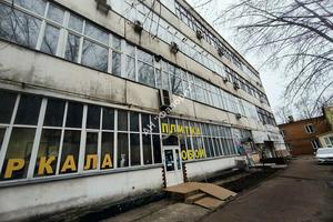 комерційна за адресою Всіхсвятська вул. (50 років СРСР), 7