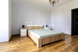 квартира за адресою Євгена Коновальця вул., 124А