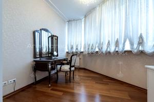 будинок за адресою Ломаківська вул. (Мічуріна)