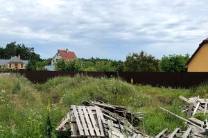 ділянка за адресою Вишнева вул., 1