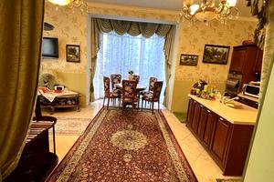 будинок за адресою Освіти вул.