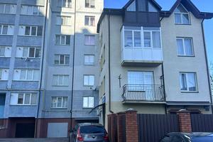 квартира за адресою Крайна вул., 14