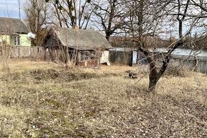 участок по адресу пгт. Шаровка, Набережна