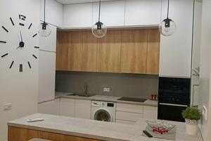квартира за адресою Залізнична вул., 7