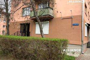 комерційна за адресою Української Перемоги вул. (Академіка Сахарова), 27
