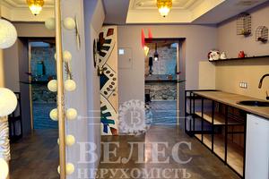 коммерческая по адресу Володимира Винниченка ул. (Юрія Коцюбинського), 7
