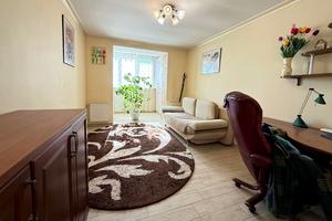 квартира за адресою Євгена Чикаленка вул., 59к