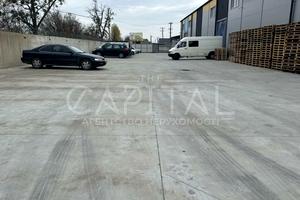 комерційна за адресою Соборна вул., 305