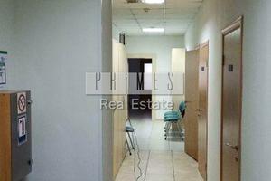 комерційна за адресою Почайнинська вул., 70