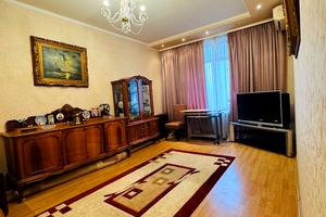 квартира за адресою Павлівський майдан пл. (Рози Люксембург майдан), 2