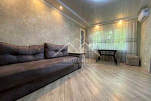 квартира за адресою Івана Авраменка вул. (Корнійчука), 7