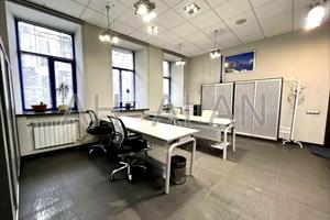 коммерческая по адресу Никольско-Ботаническая ул., 3
