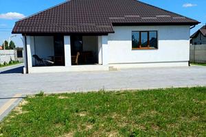будинок за адресою Рівне, масив Стрілецький