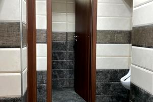 комерційна за адресою Незалежності вул., 18а