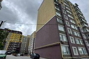 квартира за адресою Озерна, 4