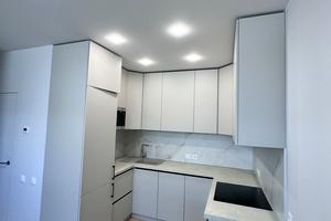 квартира за адресою Салютна вул., 2