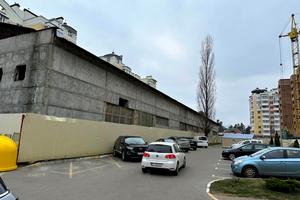 комерційна за адресою Ярослава Мудрого вул., 10