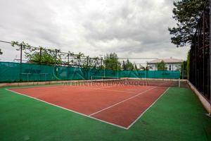 будинок за адресою Центральна