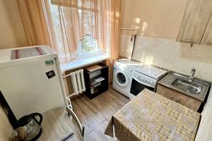 квартира за адресою Метрологічна вул., 8