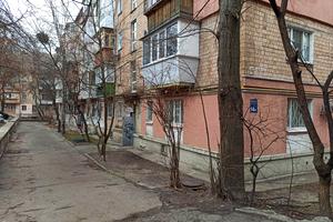 комерційна за адресою Київ, Ольжича вул., 14-А