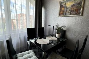 квартира за адресою Богоявленська вул. (Черняка), 28