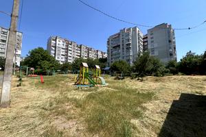 квартира за адресою Максима Залізняка вул., 20