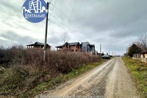 ділянка за адресою с. Великий Кучурів, 