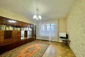 квартира за адресою Князя Володимира Великого просп., 122